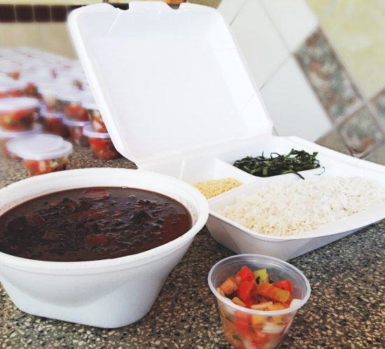 Feijoada Solidária